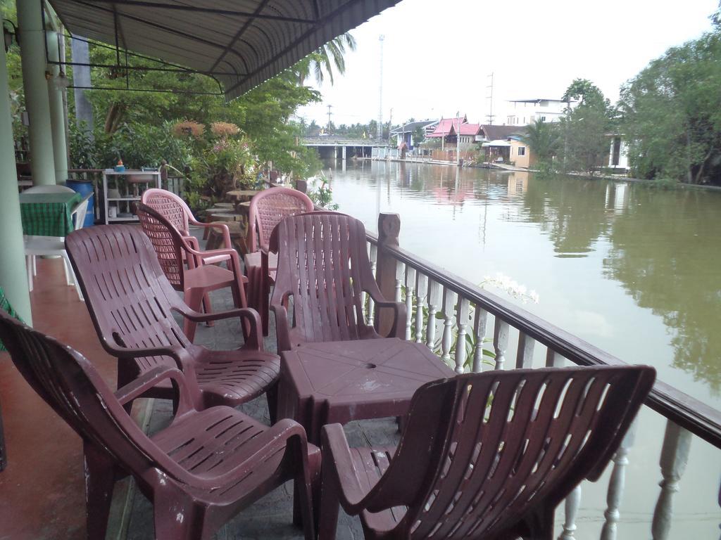 Nr Homestay Amphawa Zimmer foto